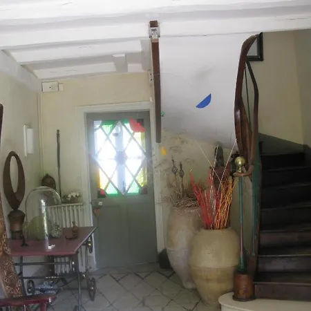 Bed & Breakfast Les Cours Du Clain *