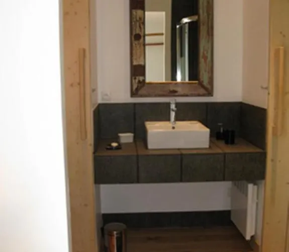 Les Cours Du Clain بواتييه