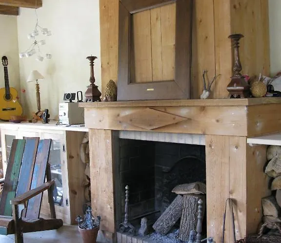 فندق مبيت وإفطار Les Cours Du Clain بواتييه