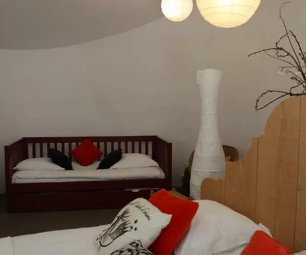 Les Cours Du Clain فندق مبيت وإفطار *